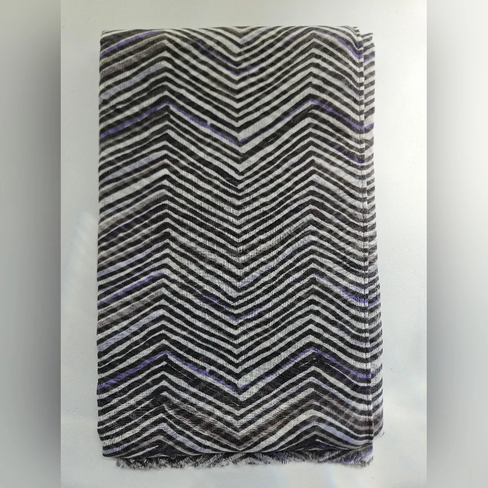 NWT THIRTY-ONE Zig Zag Zoom Avenue Scarf | SZ 74